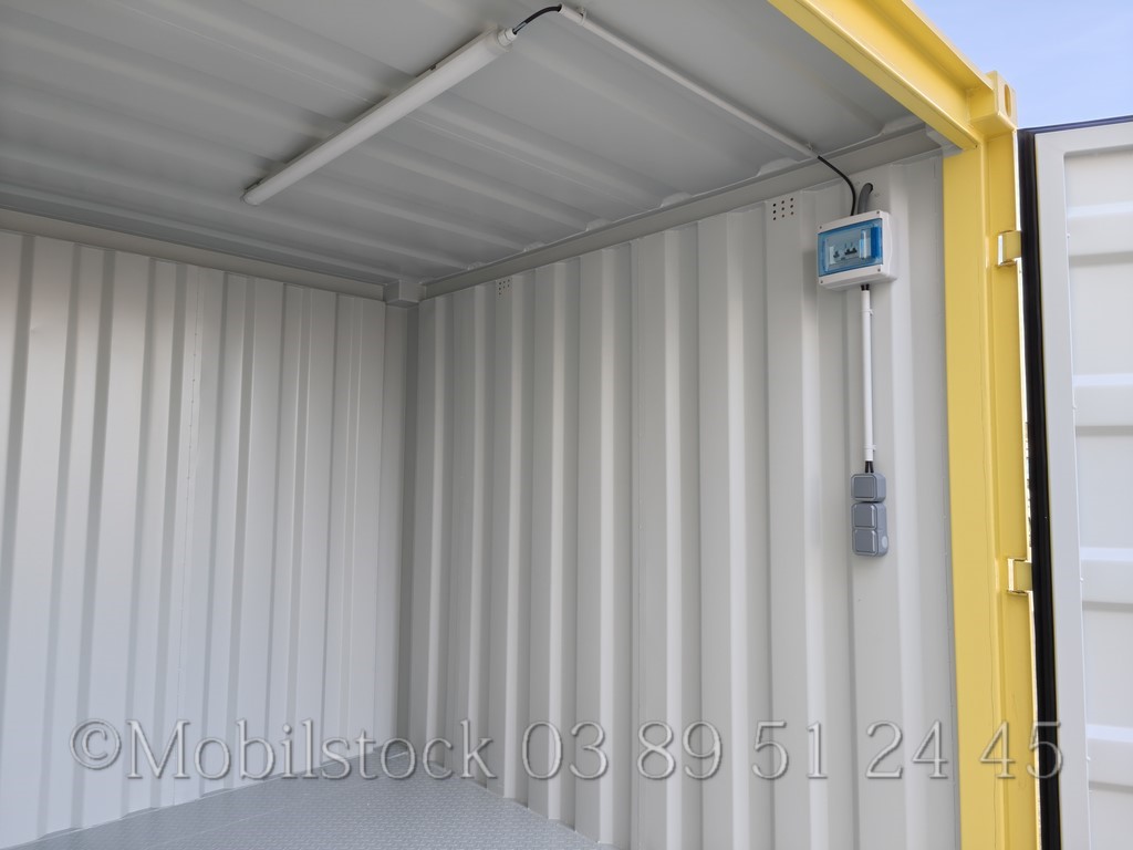 Conteneur 10' avec installation electrique
